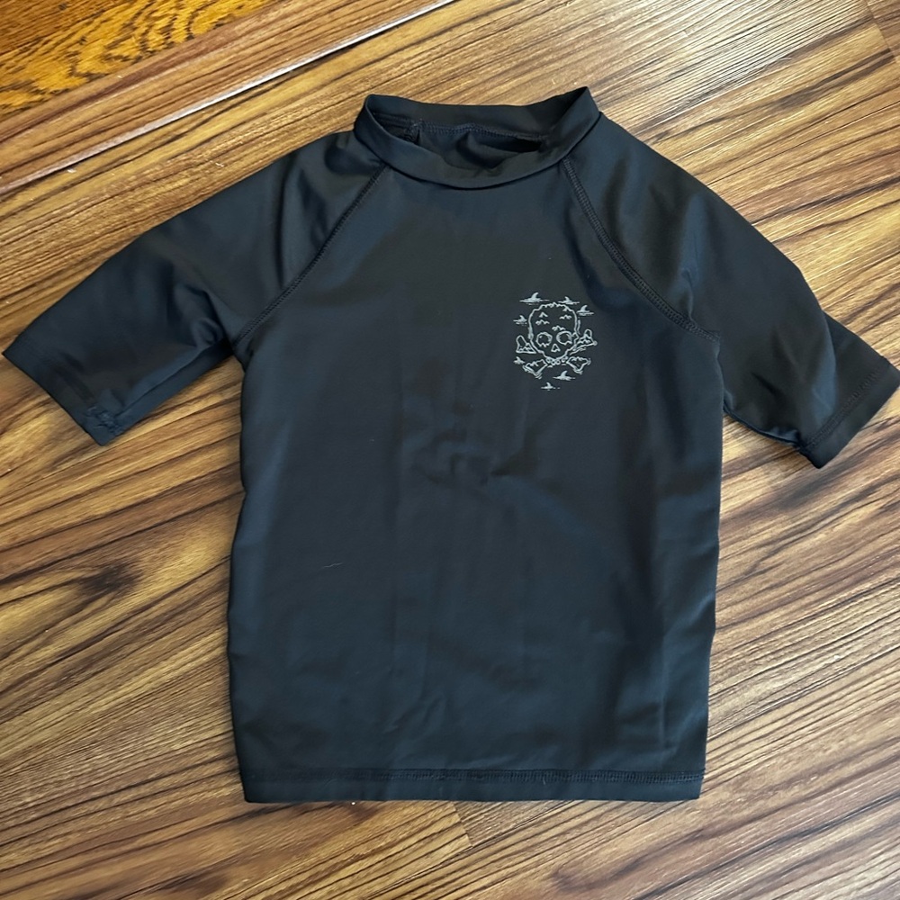 Art class rash guard